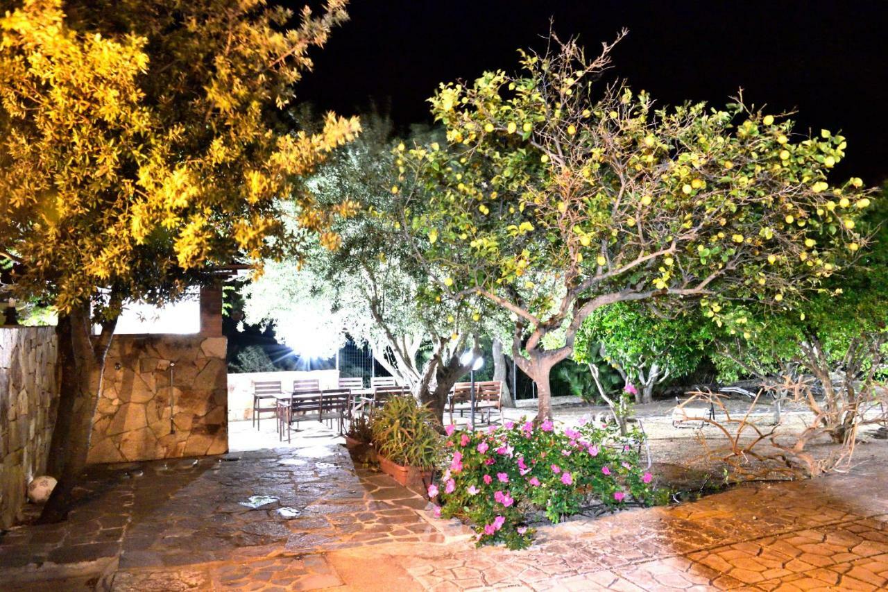 Villa Arancio Cala Liberotto Eksteriør bilde